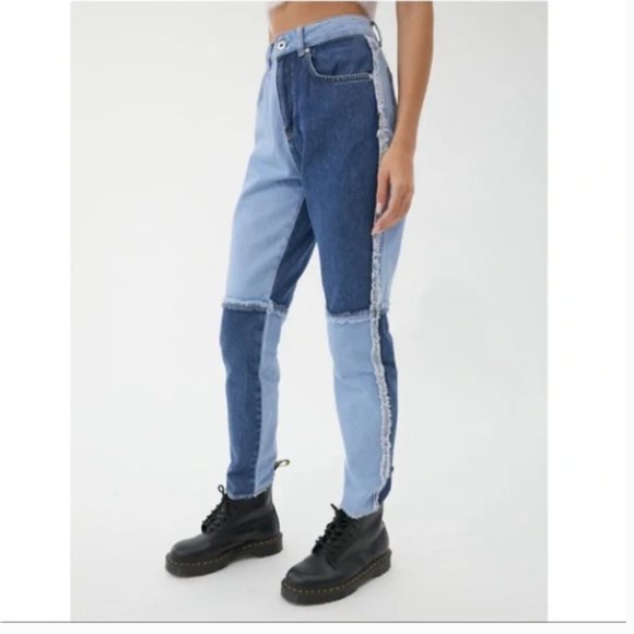 THE RAGGED PRIEST Mom Jeans in Patchwork Denim Women's 26 - Picture 3 of 10